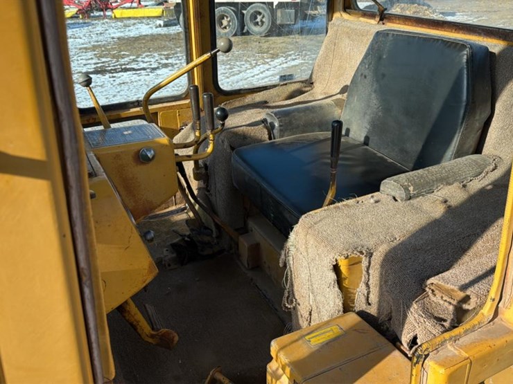 1979-caterpillar-d5b-image-26