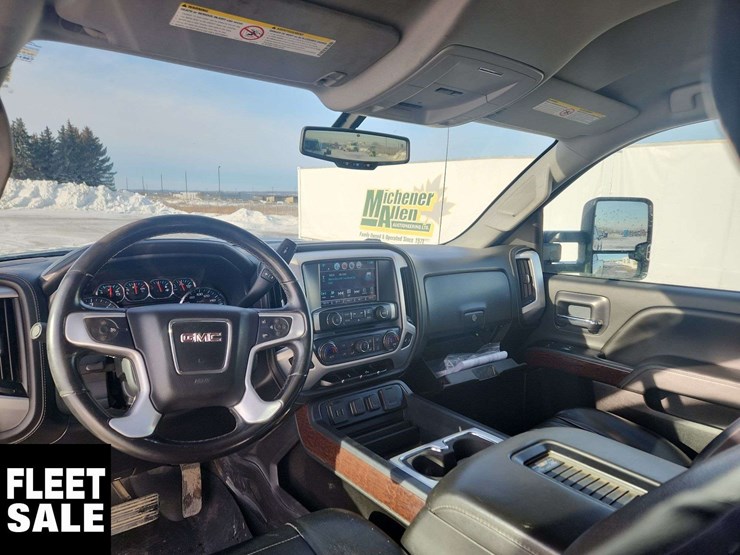 2019-gmc-sierra-2500hd-image-15