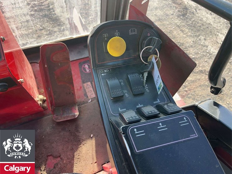 toro-31590n.-4x4-mower-image-16