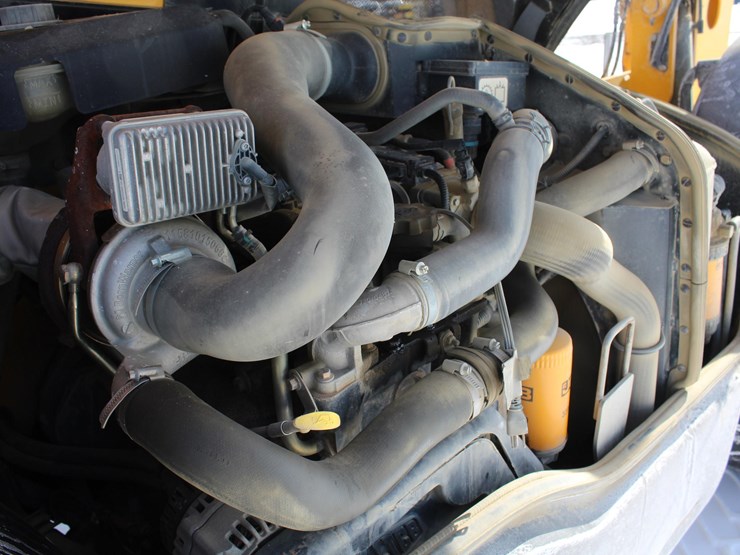 2013-jcb-510-56-image-18