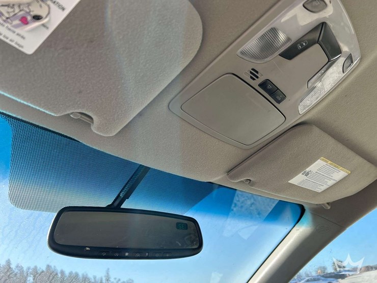 2011-toyota-sienna-image-20