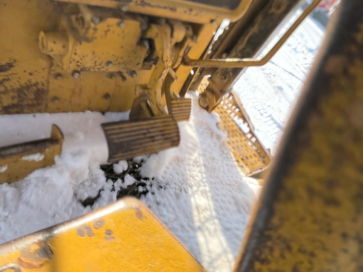 1989-caterpillar-d4h-image-85