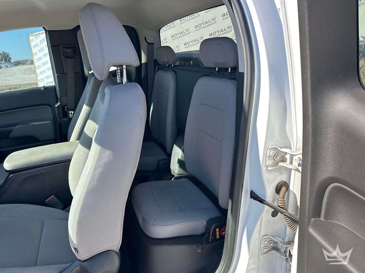 2018-chevrolet-colorado-image-23