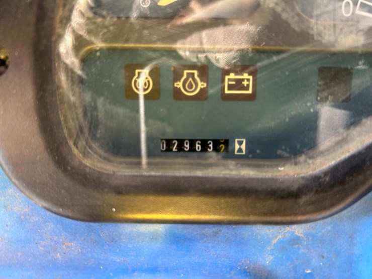 new-holland-tc35-image-18