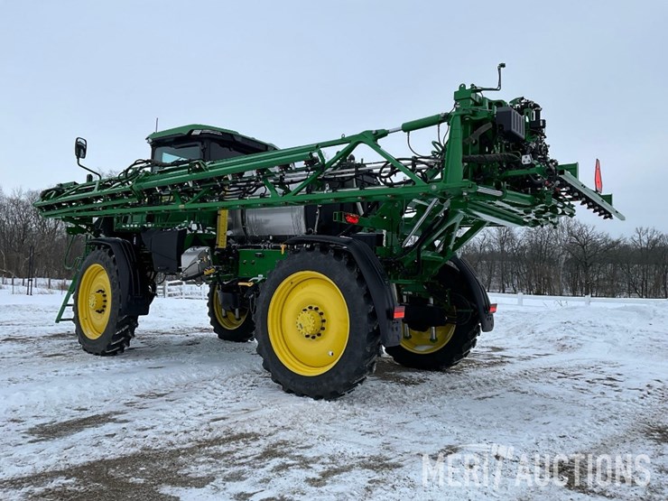 2024-john-deere-408r-image-3