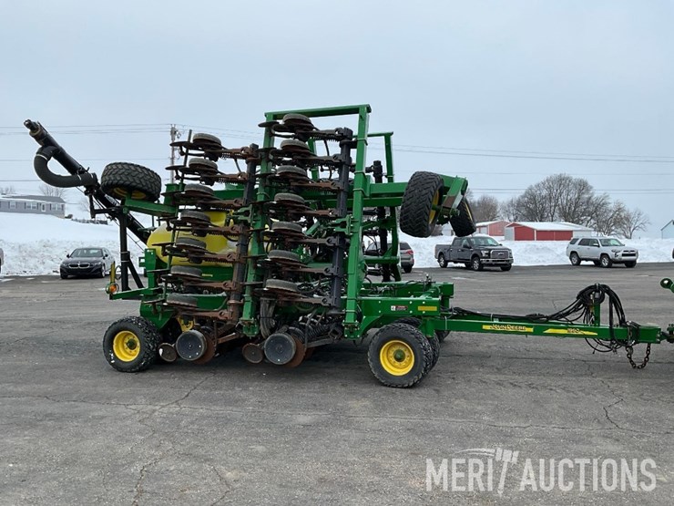 2012-john-deere-1990-image-6