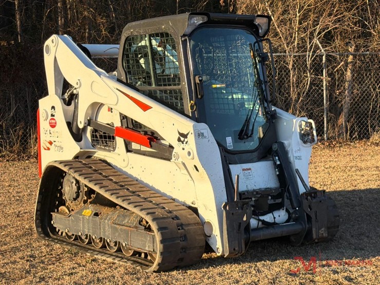 2023-bobcat-t770-image-1