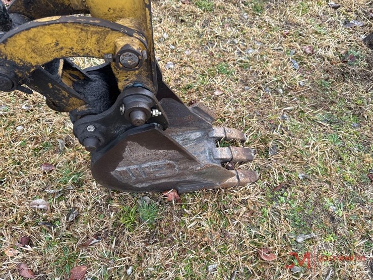 2024-caterpillar-301.7-image-8