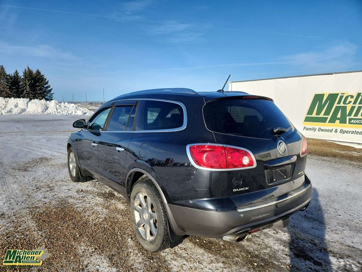 2008-buick-enclave-cxl-image-3