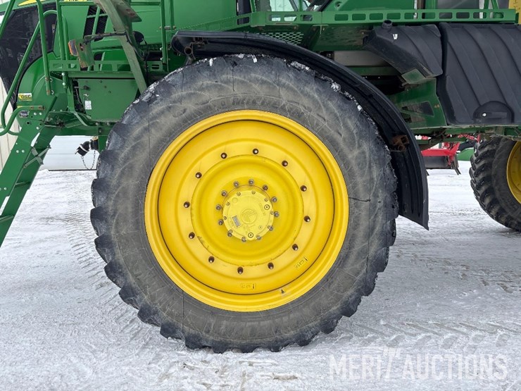 2018-john-deere-r4045-image-16
