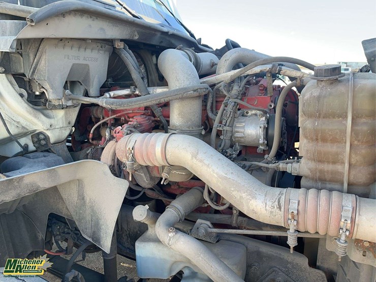 2017-international-prostar-image-23