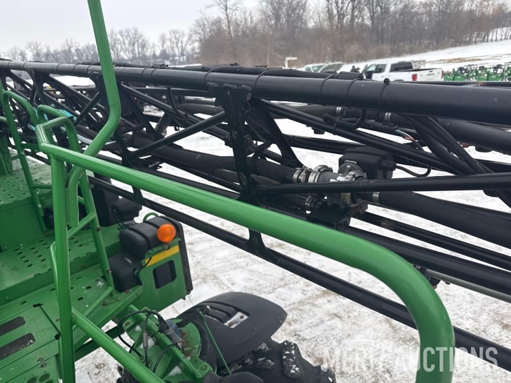 2010-john-deere-4830-image-46