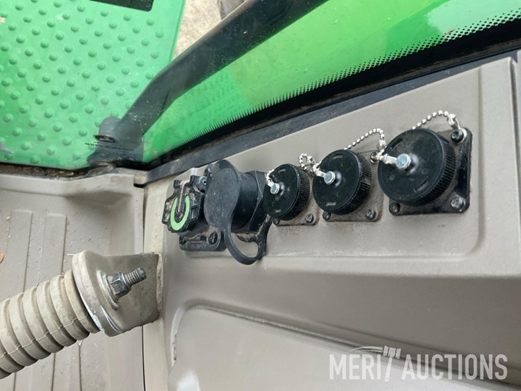 2024-john-deere-8r-250-image-59