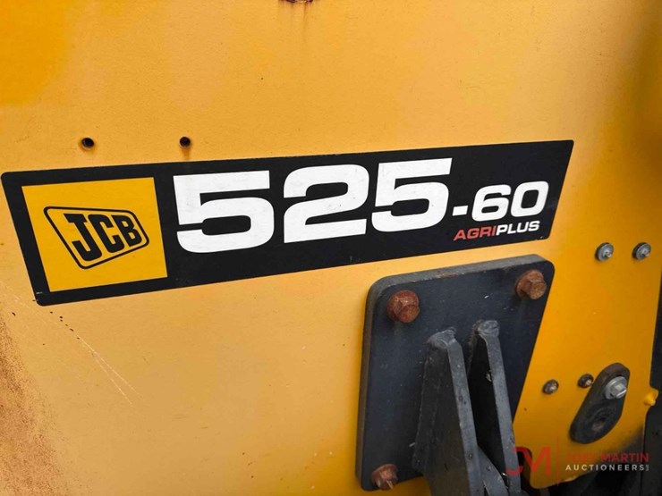 jcb-525-60-image-21