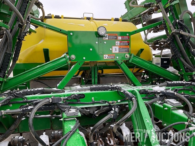 2012-john-deere-1990-image-39