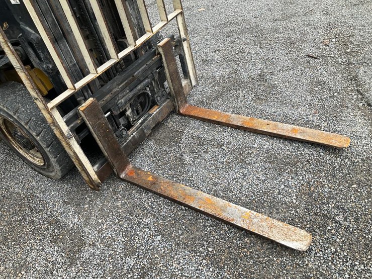 2003-yale-glp050rg-image-36