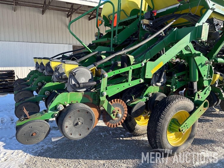 2006-john-deere-1790-image-27