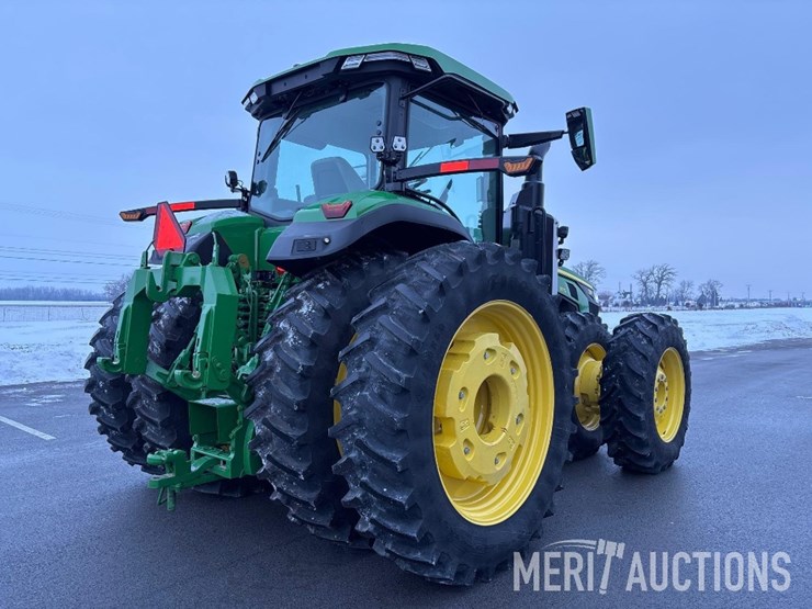 2024-john-deere-8r-370-image-4