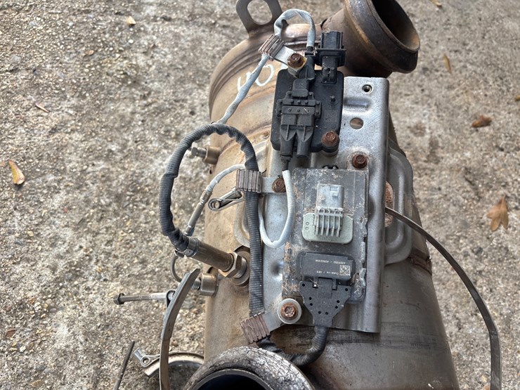 #401-•-komatsu-exhaust-cleaner-image-7