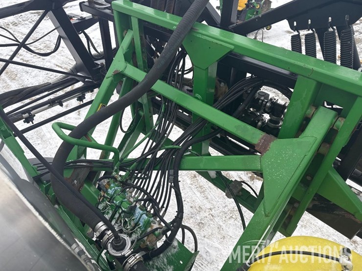 2010-john-deere-4830-image-52