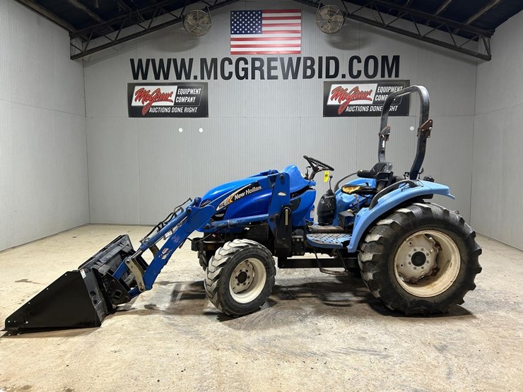 new-holland-tc35-image-1