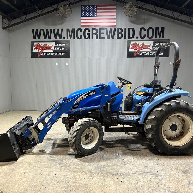 NEW HOLLAND TC35