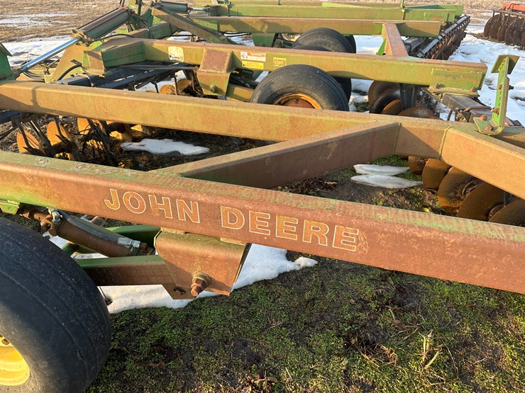 john-deere-630-image-36