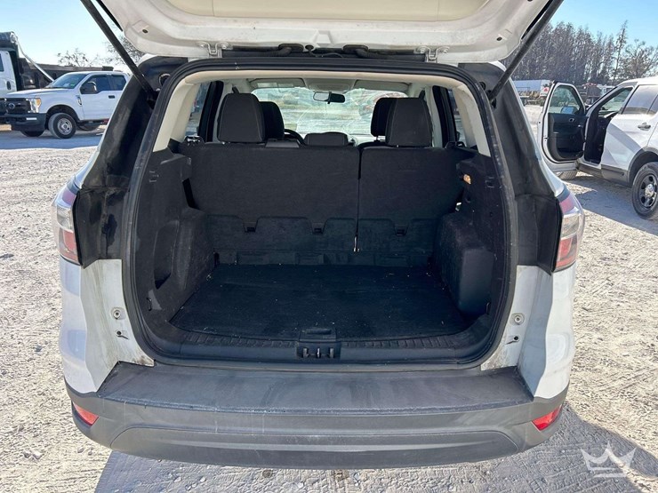 2017-ford-escape-image-23