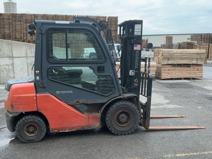 2018-toyota-8fdu25-image-6