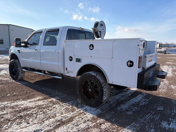 2010-ford-f250-image-4