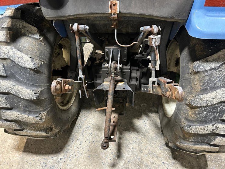 new-holland-tc35-image-12