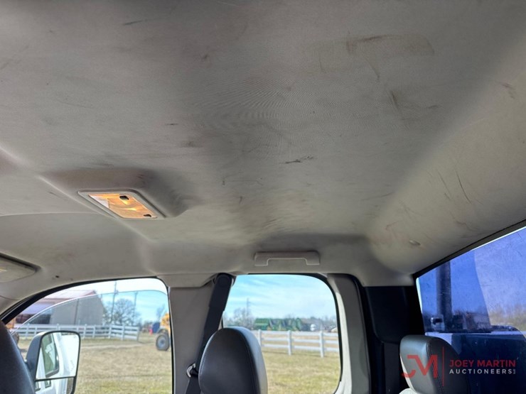 2013-chevrolet-2500-image-24