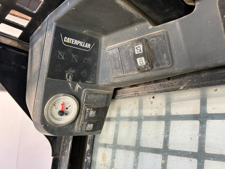 caterpillar-257b-image-24