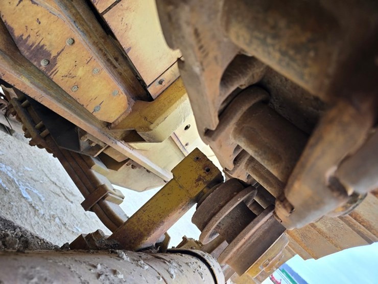 caterpillar-d5-image-20