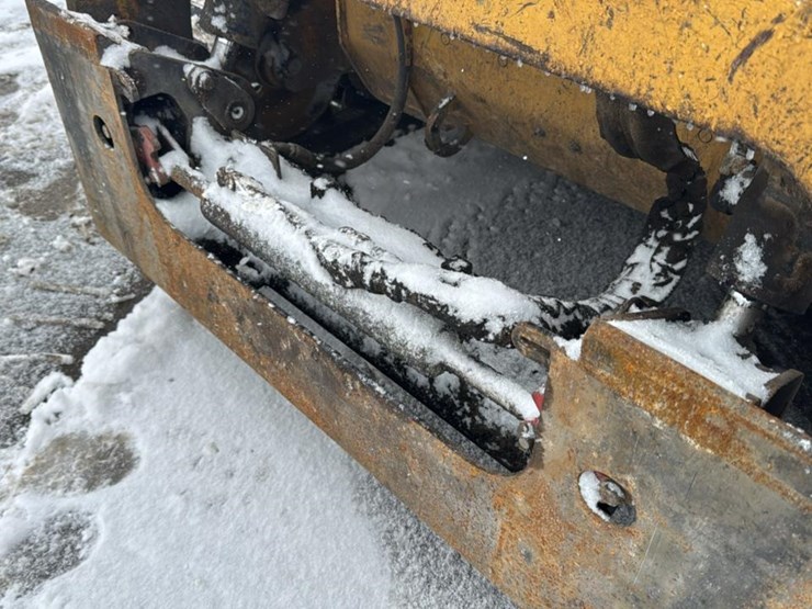 2023-caterpillar-299d3-xe-image-26