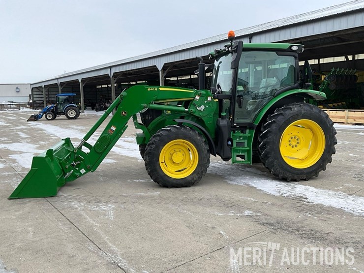 2024-john-deere-6r-130-image-2
