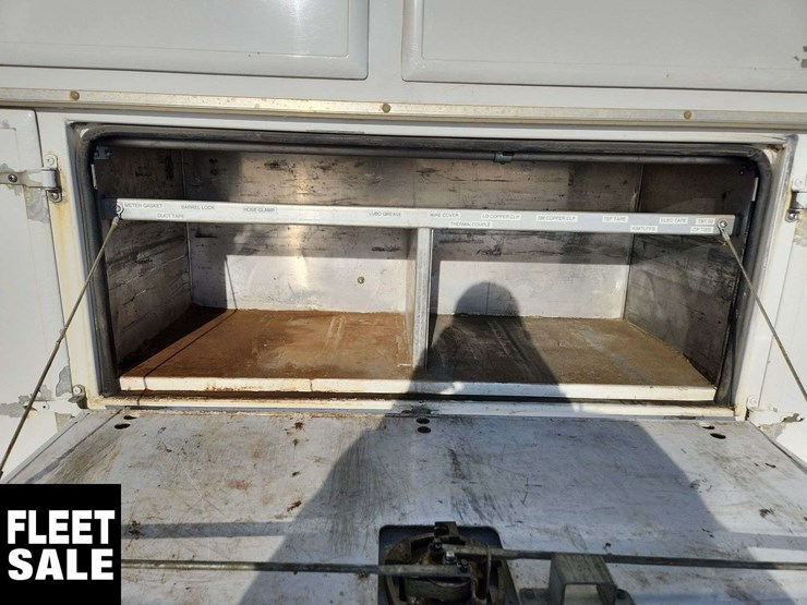 2012-ram-5500-4x4-s/a-service-truck-image-32