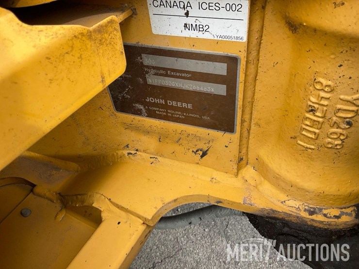 2019-deere-30g-image-42