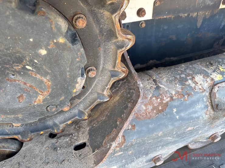 2019-bobcat-t770-image-12