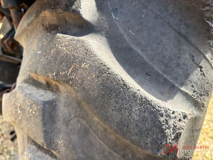 new-holland-tc40-image-13