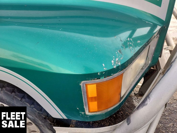 1993-mack-ch613-image-28