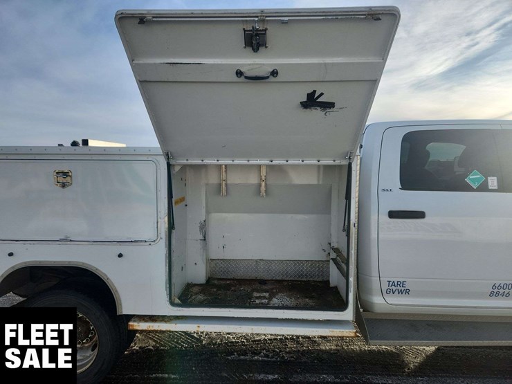 2018-ram-5500-slt-image-33