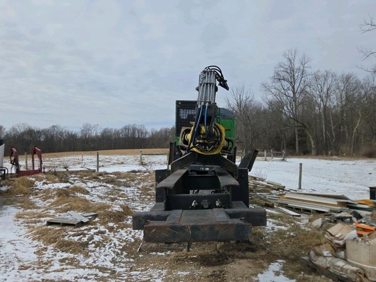 2019-deere-437e-image-9