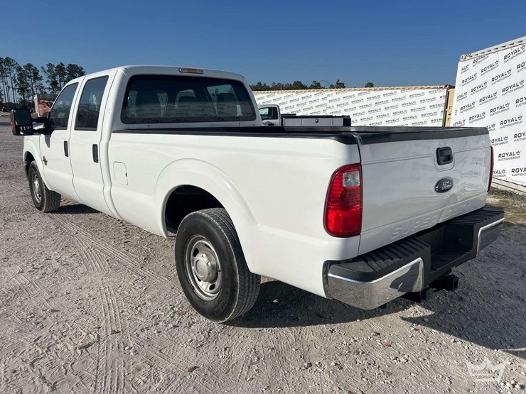 2015-ford-f350-image-4