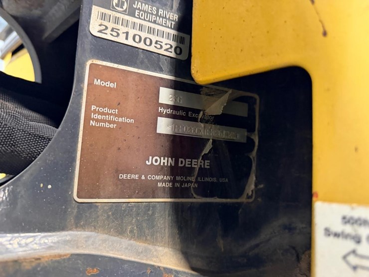 2016-deere-26g-image-24