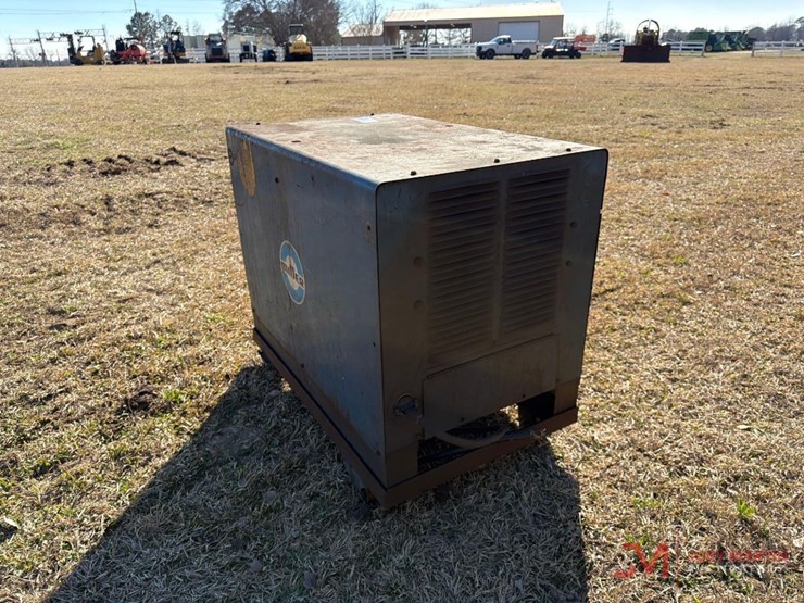 miller-cp-250ts-electric-welder-image-3