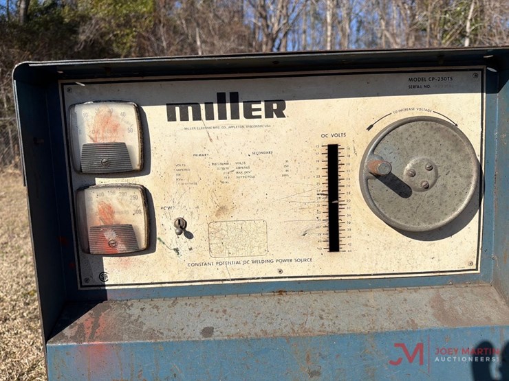 miller-cp-250ts-electric-welder-image-9