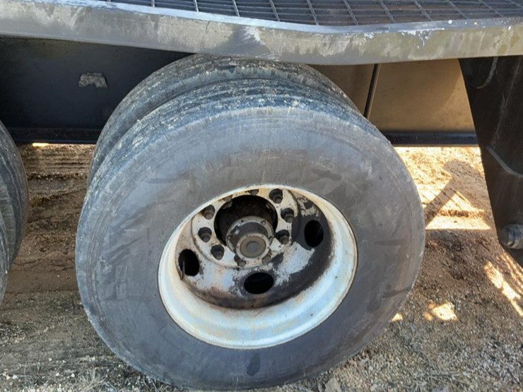 john-deere-435-image-89