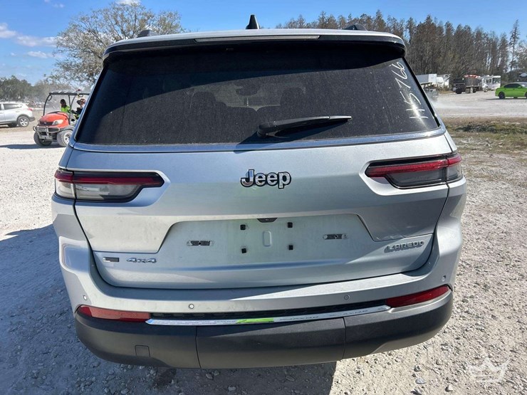 2022-jeep-grand-cherokee-image-28