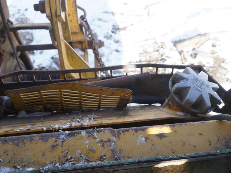 john-deere-700-image-27